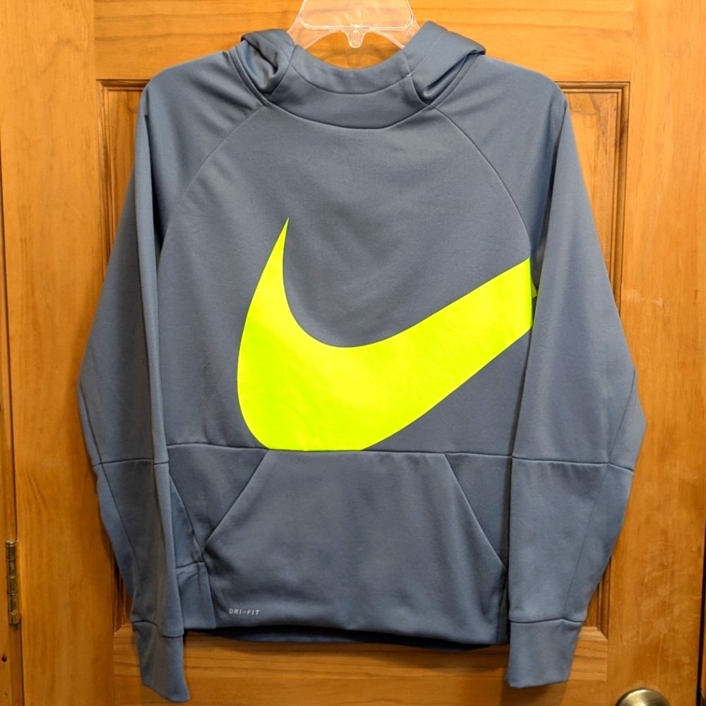 Nike Therma Dri Fit Boys XL Gray Hoodie Sweatshirt Neon Green Outdoor Athletic